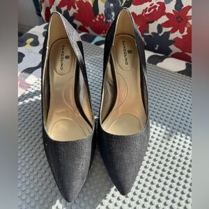 Bandolino Classic Black Pumps